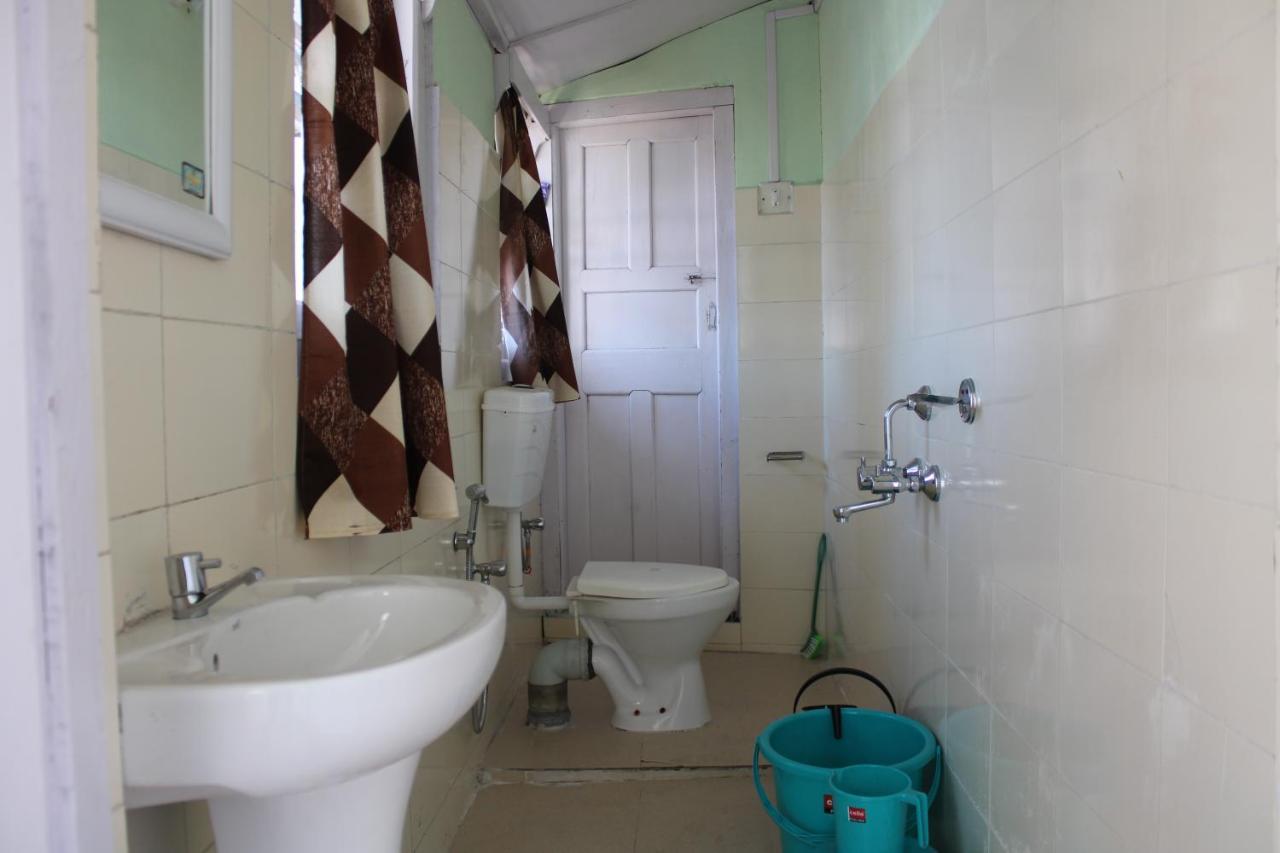 Harry'S Bed And Breakfast1 Шиллонг Экстерьер фото